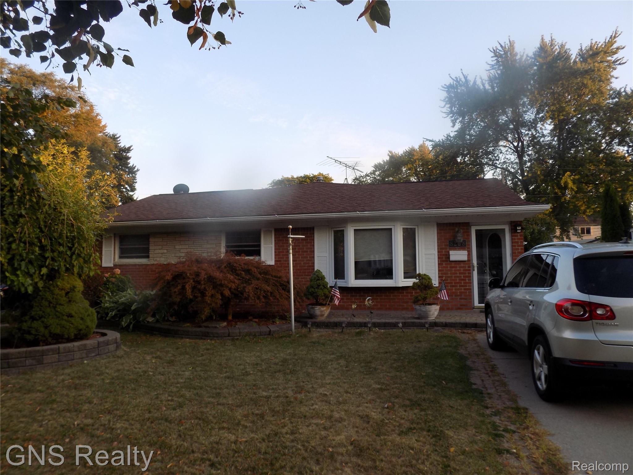 8268 Doncaster Drive