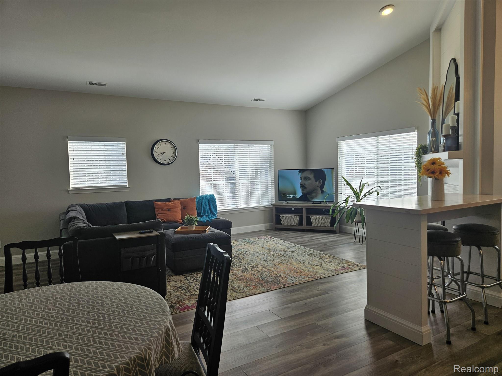 42627 Park Cresent Drive 36