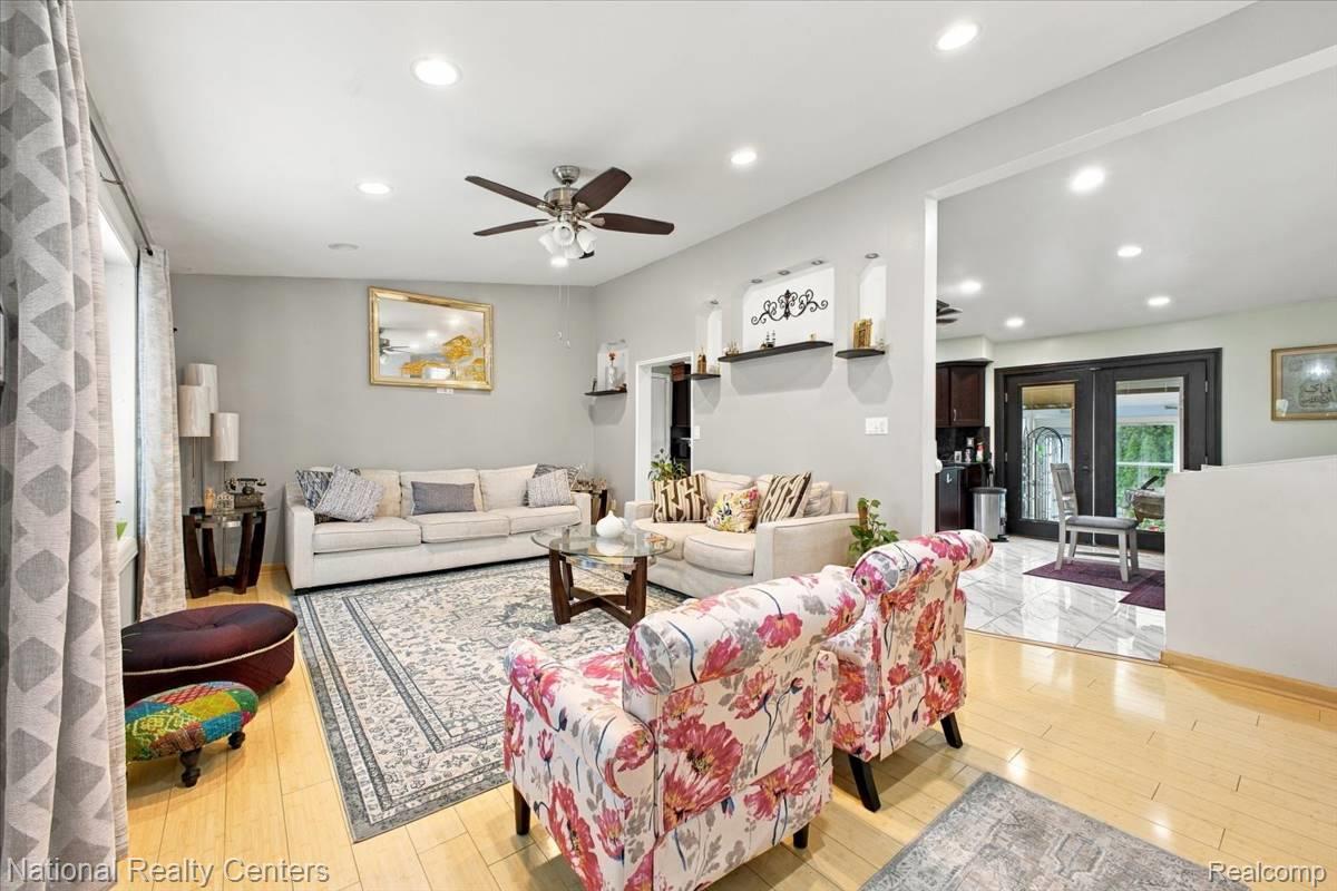 42146 Trinity Court