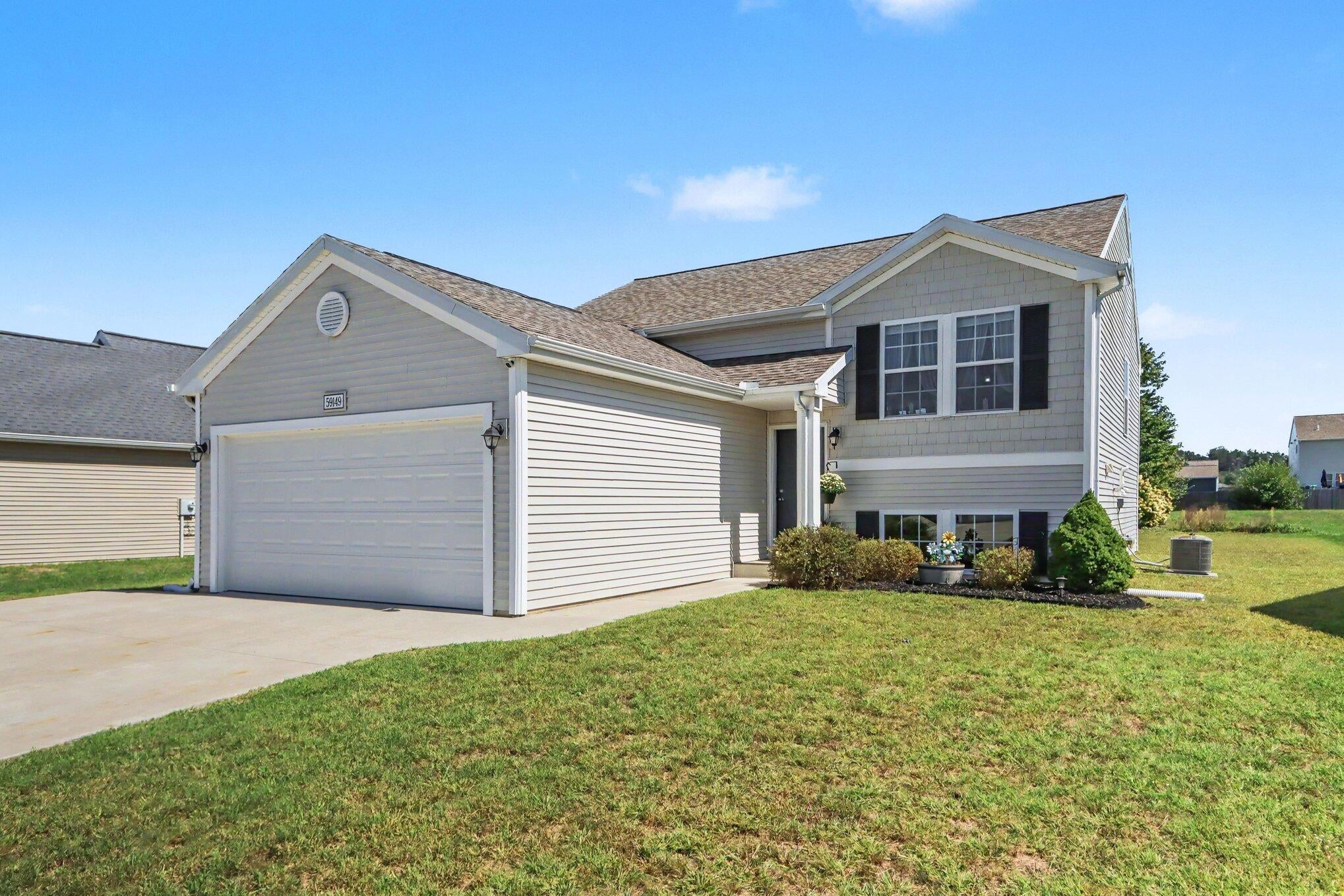 59149 Silvergrass Drive
