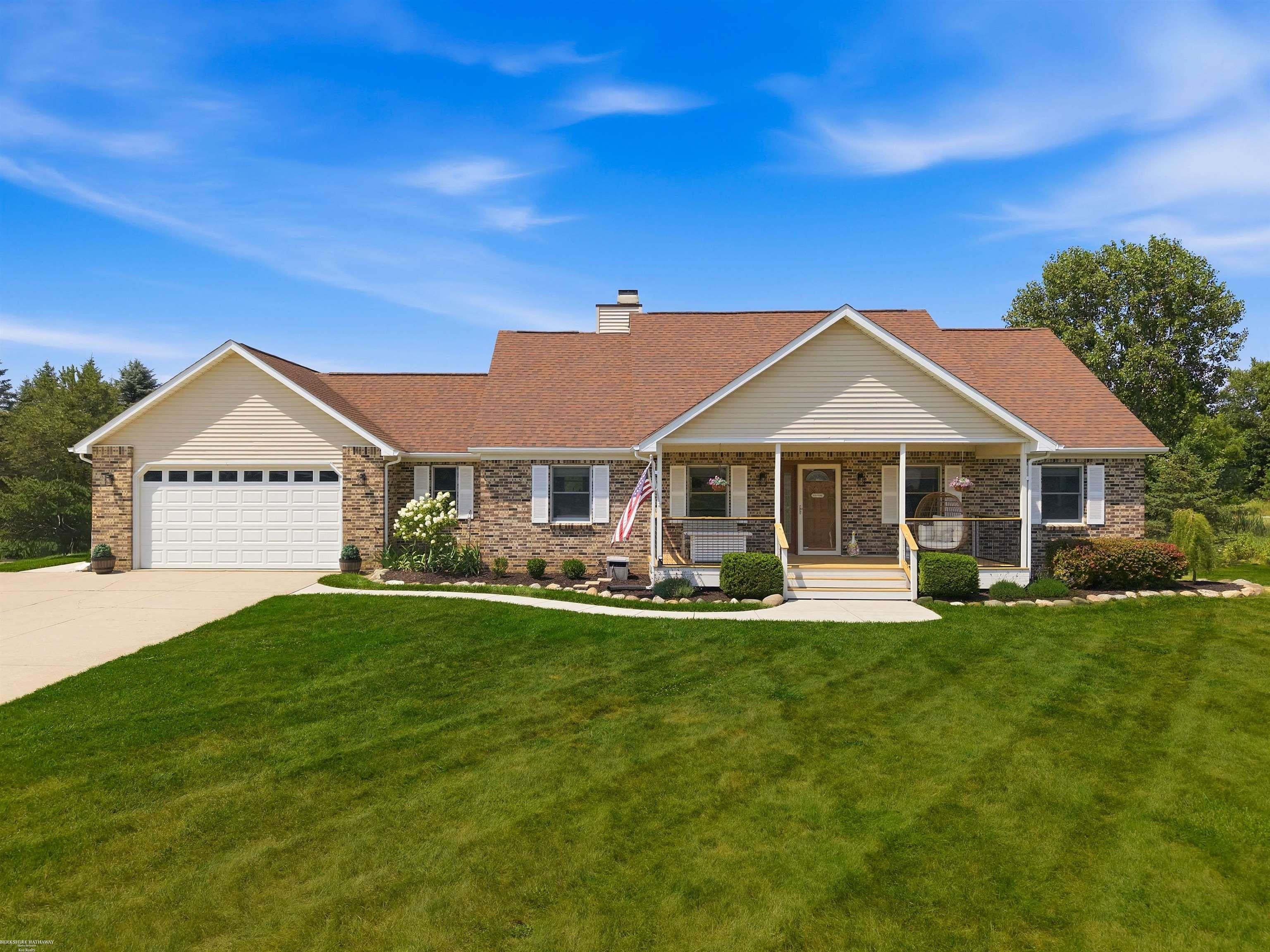 3156 Howland Road