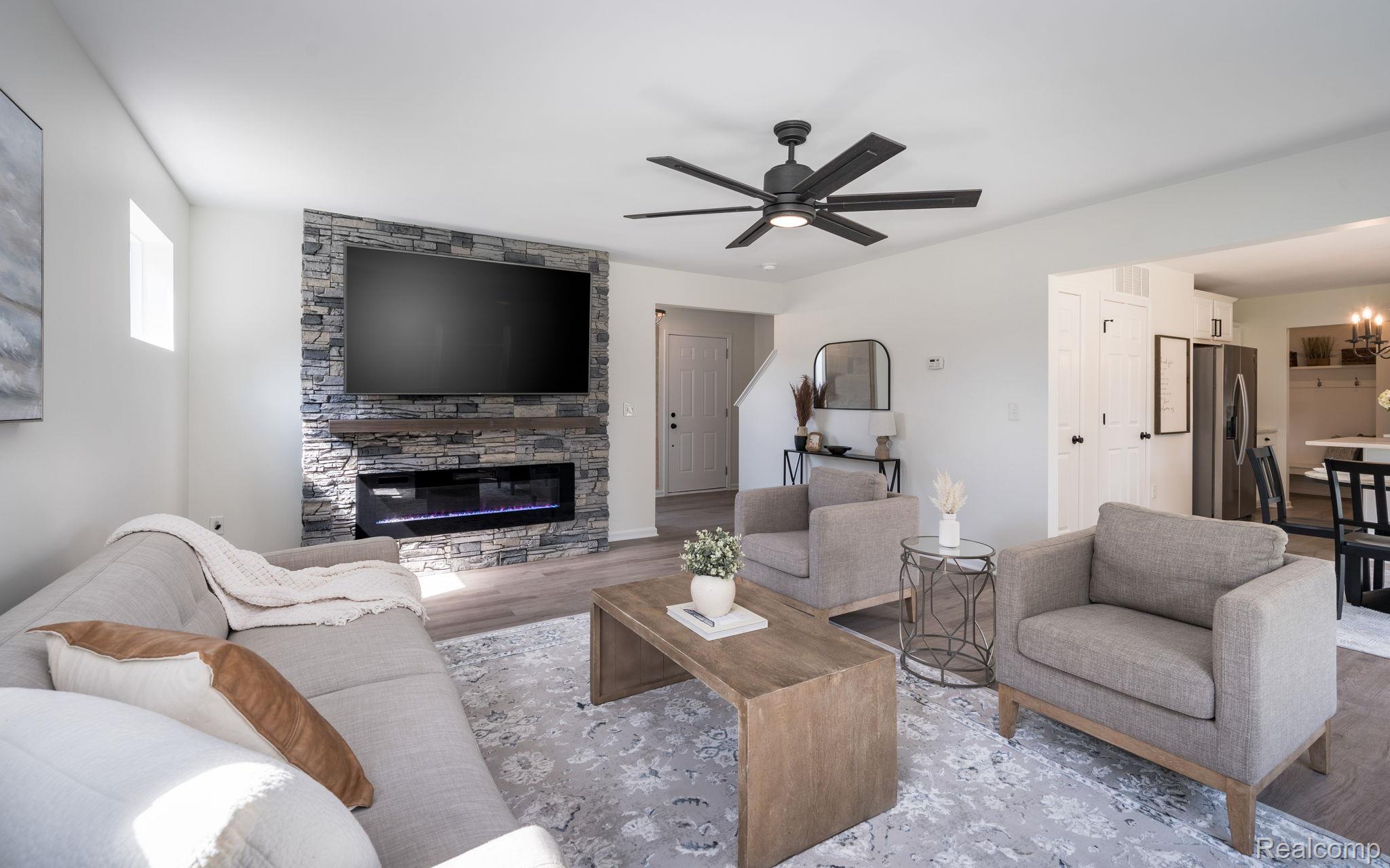425 Knollwood Drive