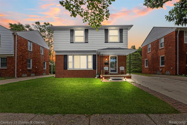 18285 OUTER DR, DEARBORN, MI 48128 - Image d9cf6b7d36ee56a23e6a0c10ffb08bde/3448348380