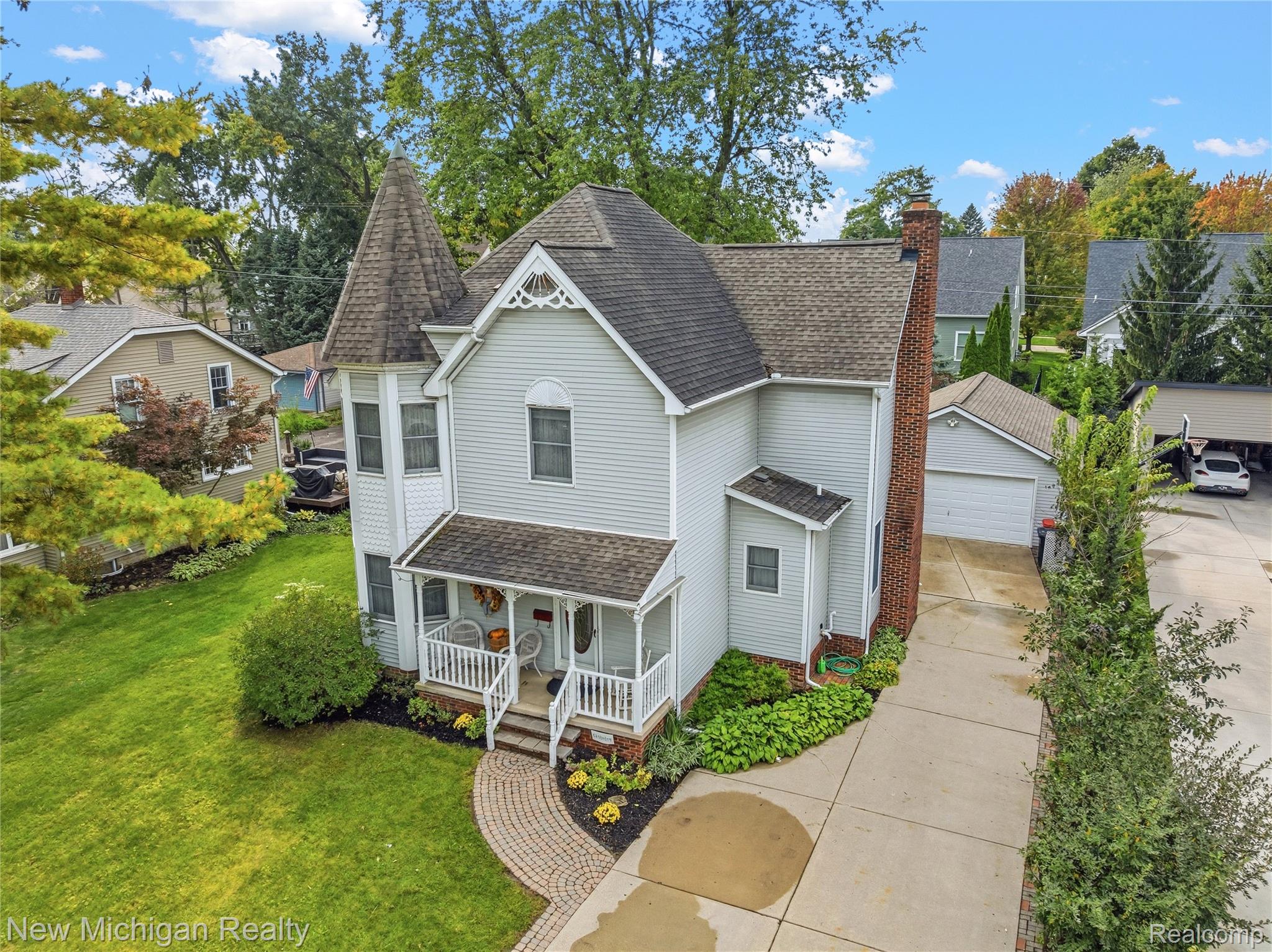 445 Crystal Street