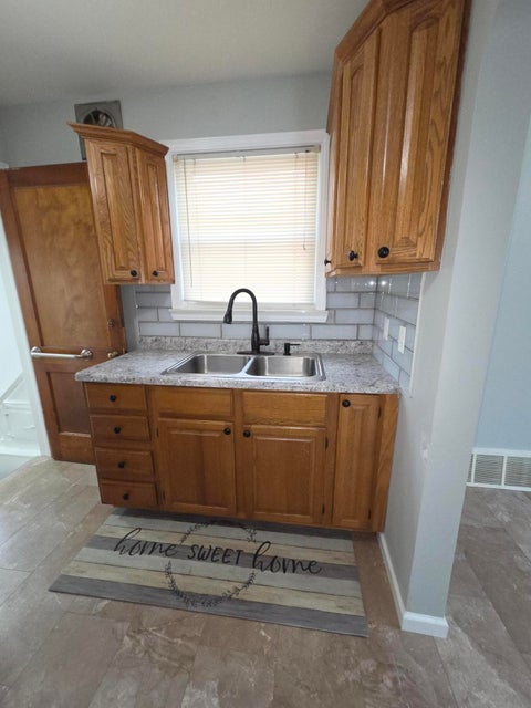 Tiny photo for 26722 W Chicago, Redford Charter Township, MI 48239 (MLS # 81026045970)