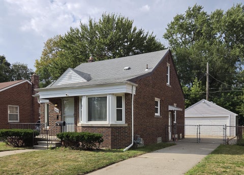 Photo of 26722 W Chicago, Redford Charter Township, MI 48239 (MLS # 81026045970)