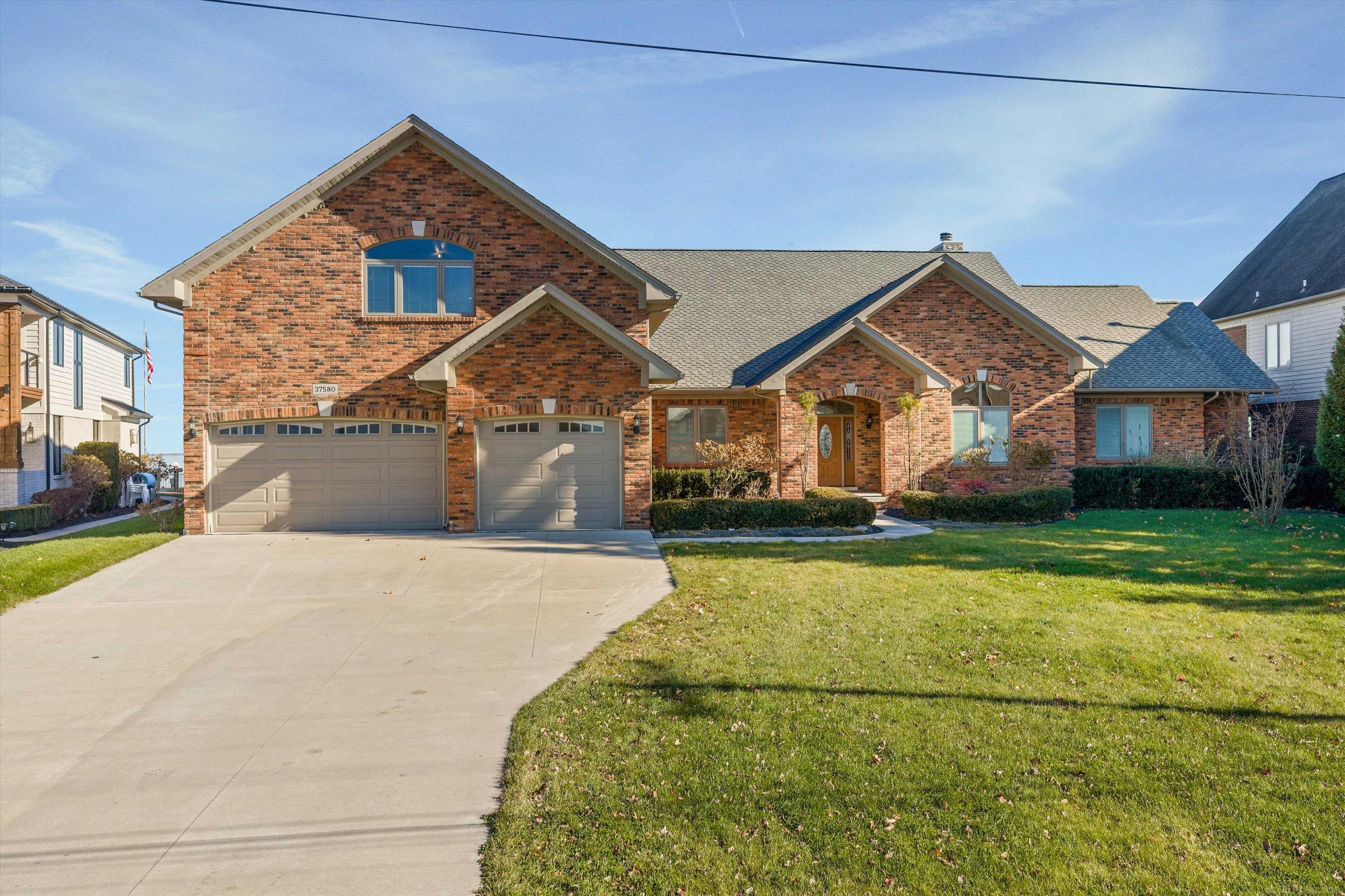 37580 Lakeshore Drive