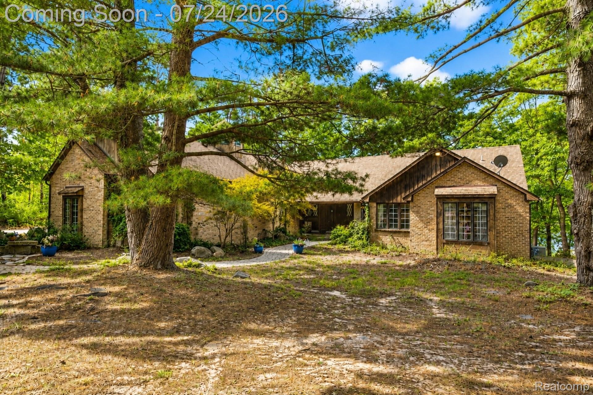 377 Ridgemont Road