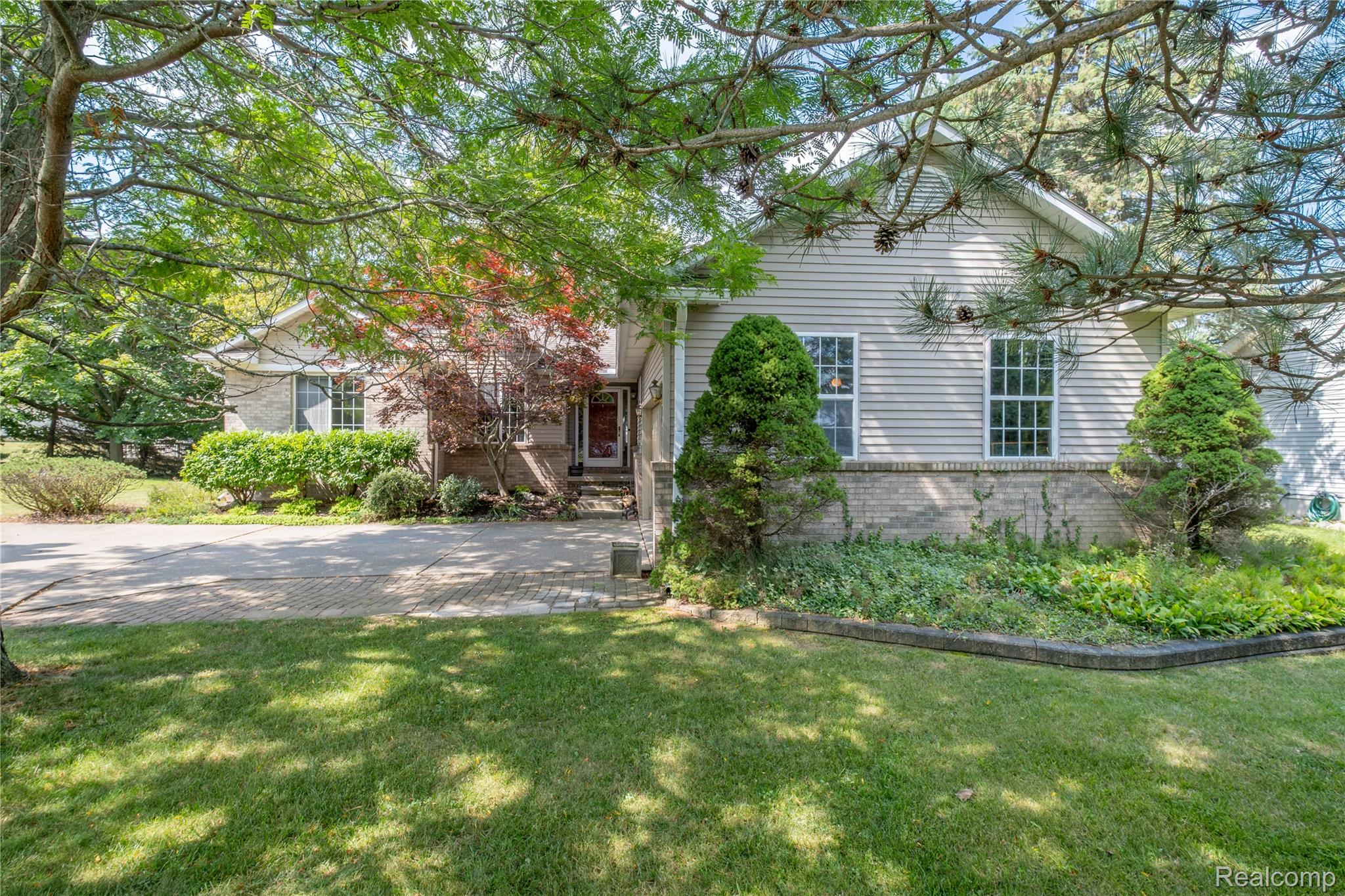 Linden City, Michigan 48451, United States, 3 Bedrooms Bedrooms, ,2 BathroomsBathrooms,Residential,Pending,188548