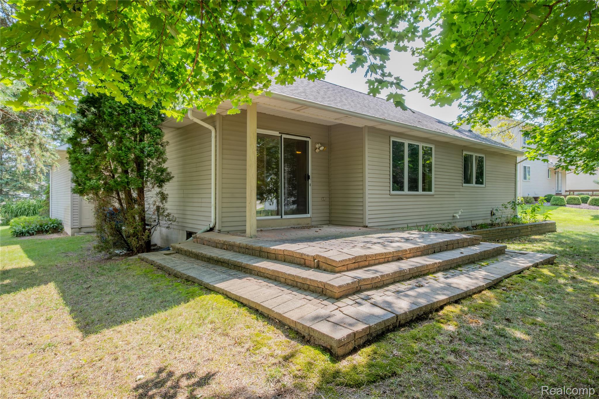 Linden City, Michigan 48451, United States, 3 Bedrooms Bedrooms, ,2 BathroomsBathrooms,Residential,Pending,188548