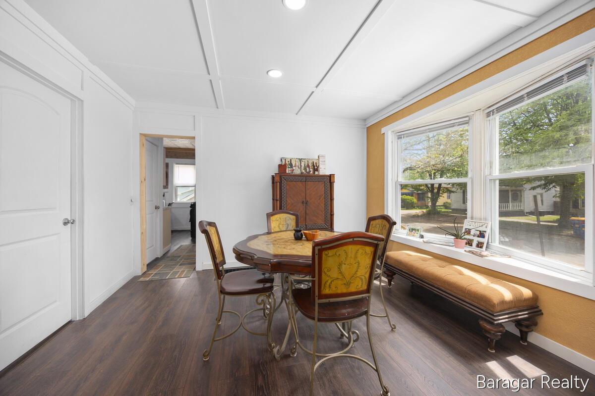 1100 Lincoln Avenue NW