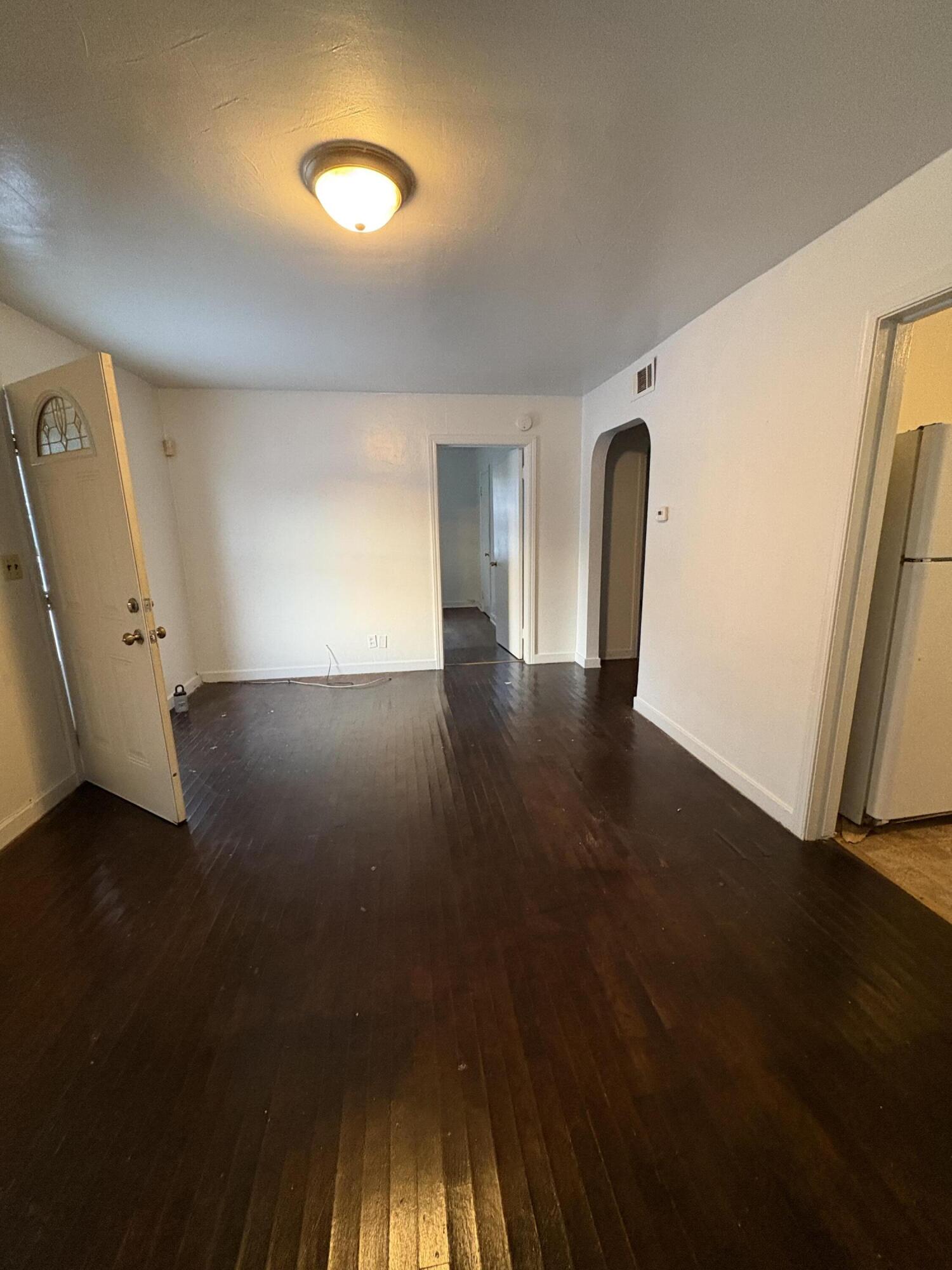 1385 Superior Street