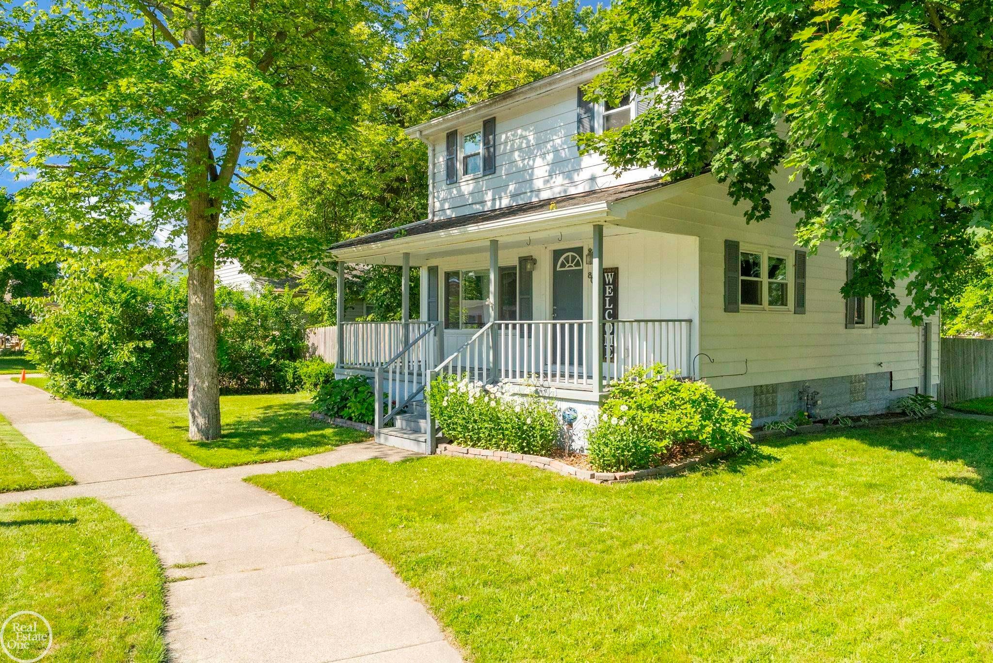 802 Saint James Street
