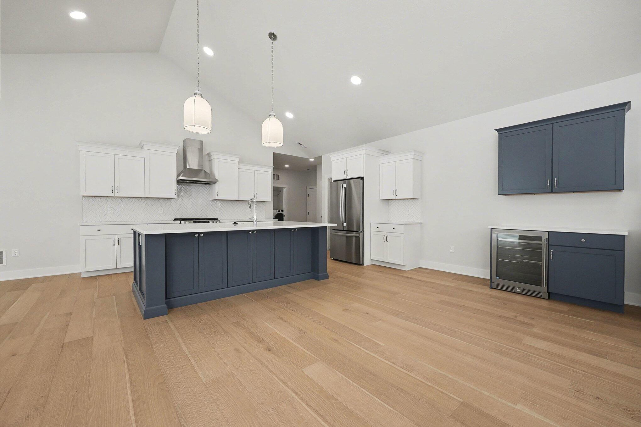 4692 Knapp Bluff Drive NE