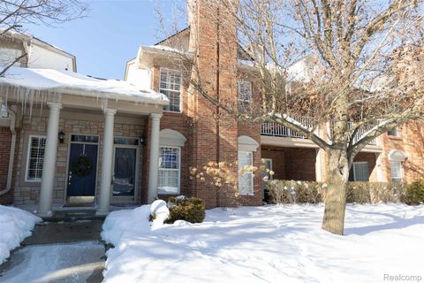 3526 Tremonte Circle S Oakland Charter Township MI 48306