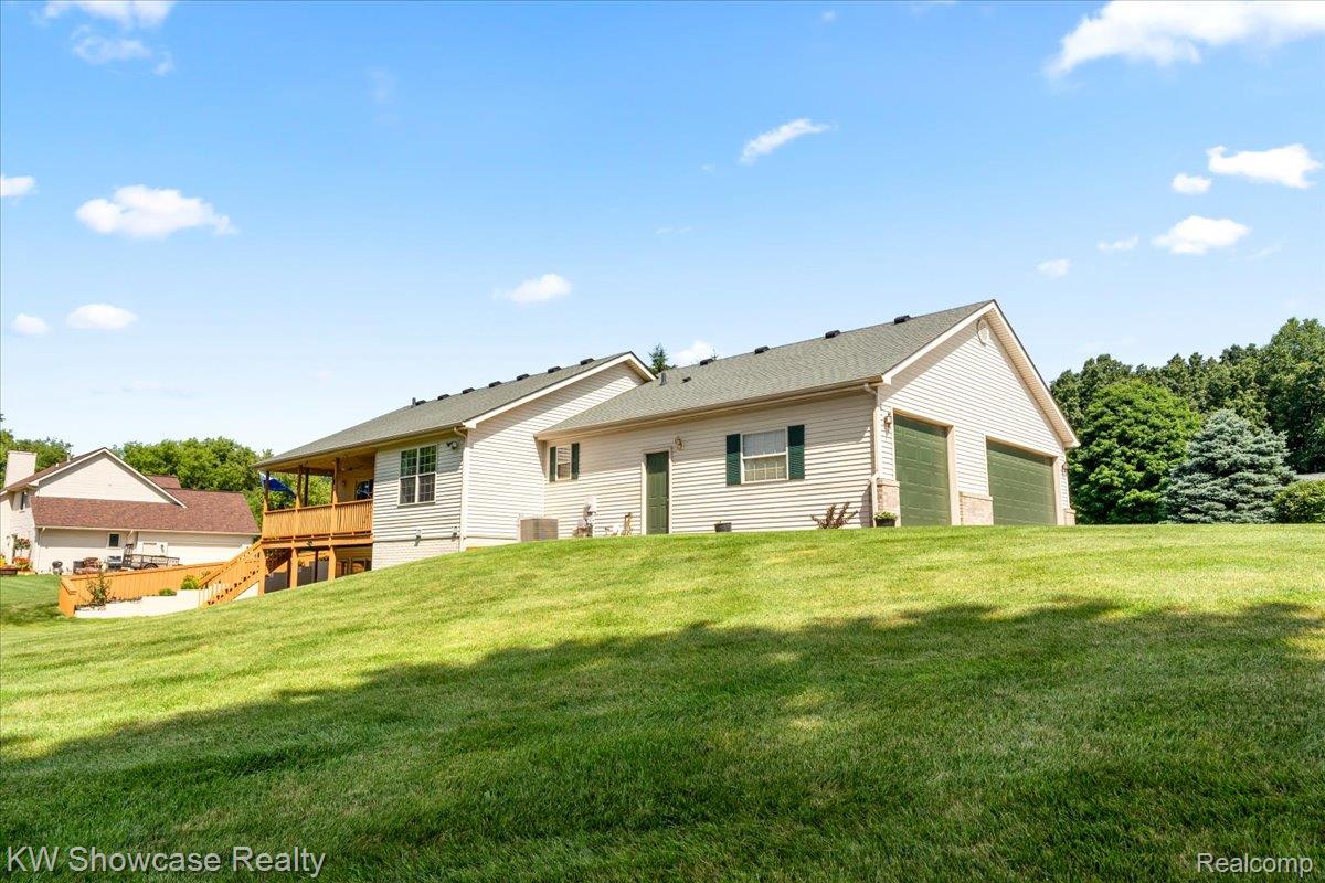 5037 Scheuners Way