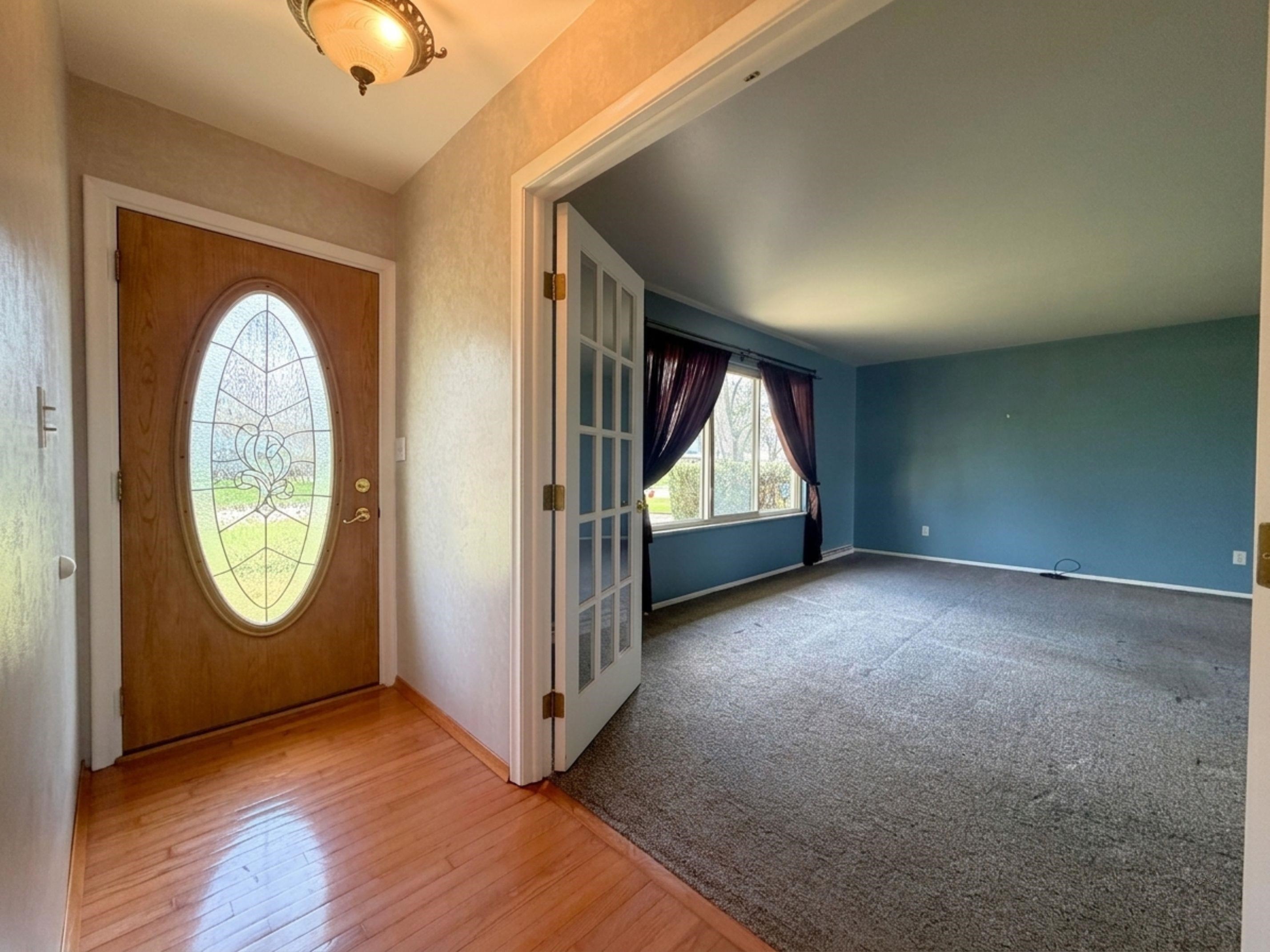 11489 Colonial Woods Drive