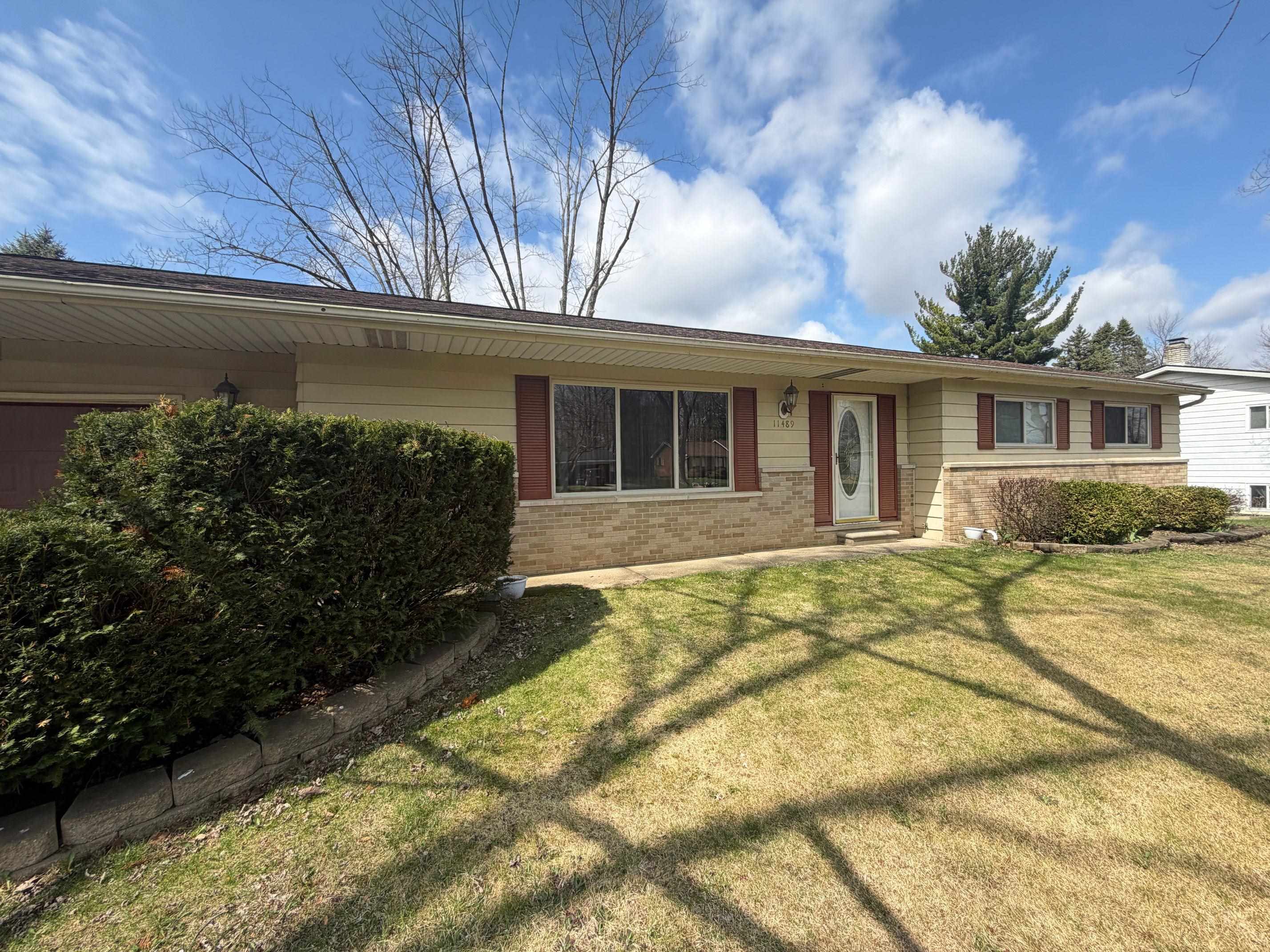 11489 Colonial Woods Drive