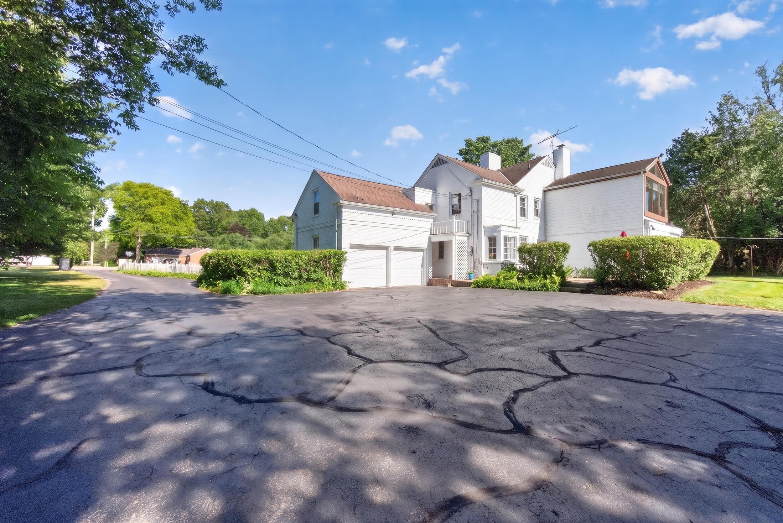 5050 Browns Lake Road