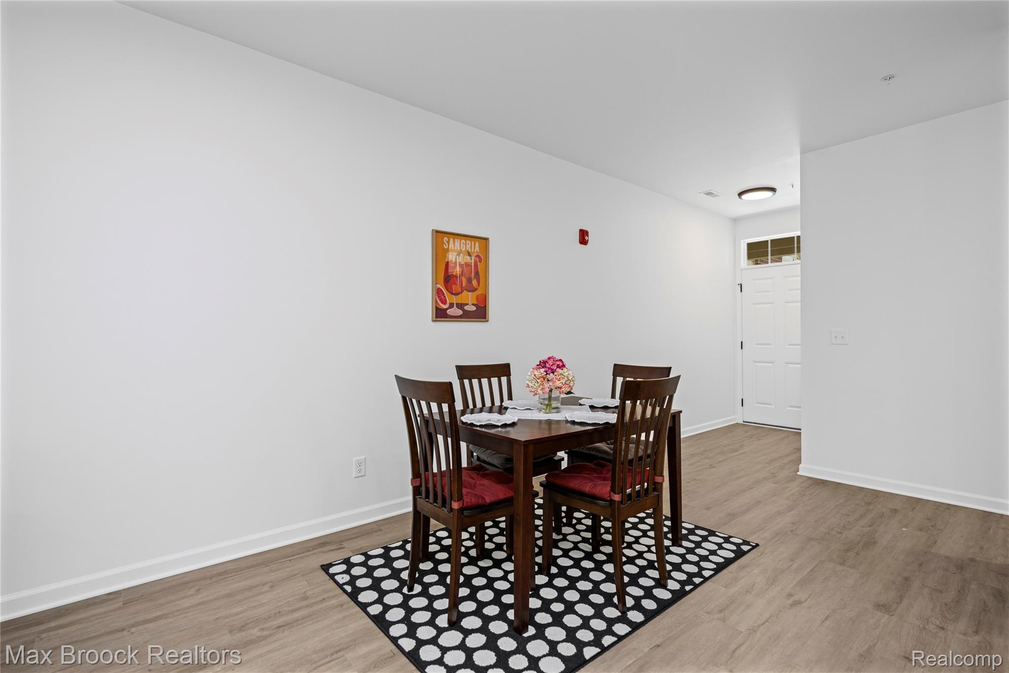 616 Pointe Drive