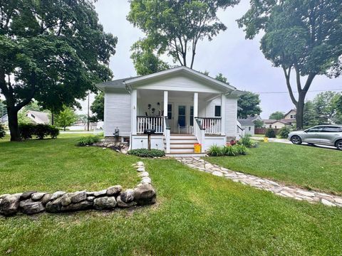 601 Pleasant Avenue Boyne City City MI 49712