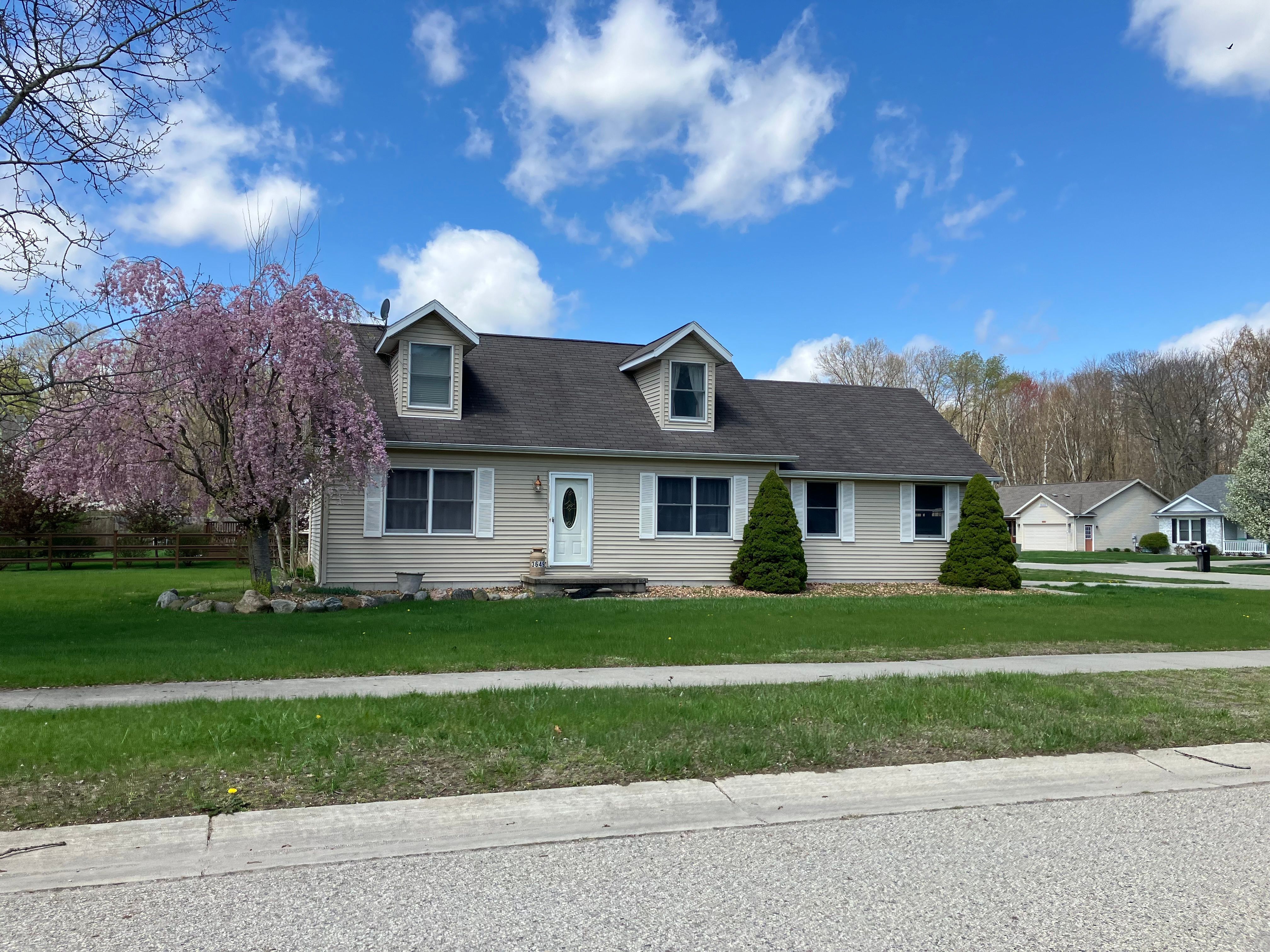 Listing image 4
