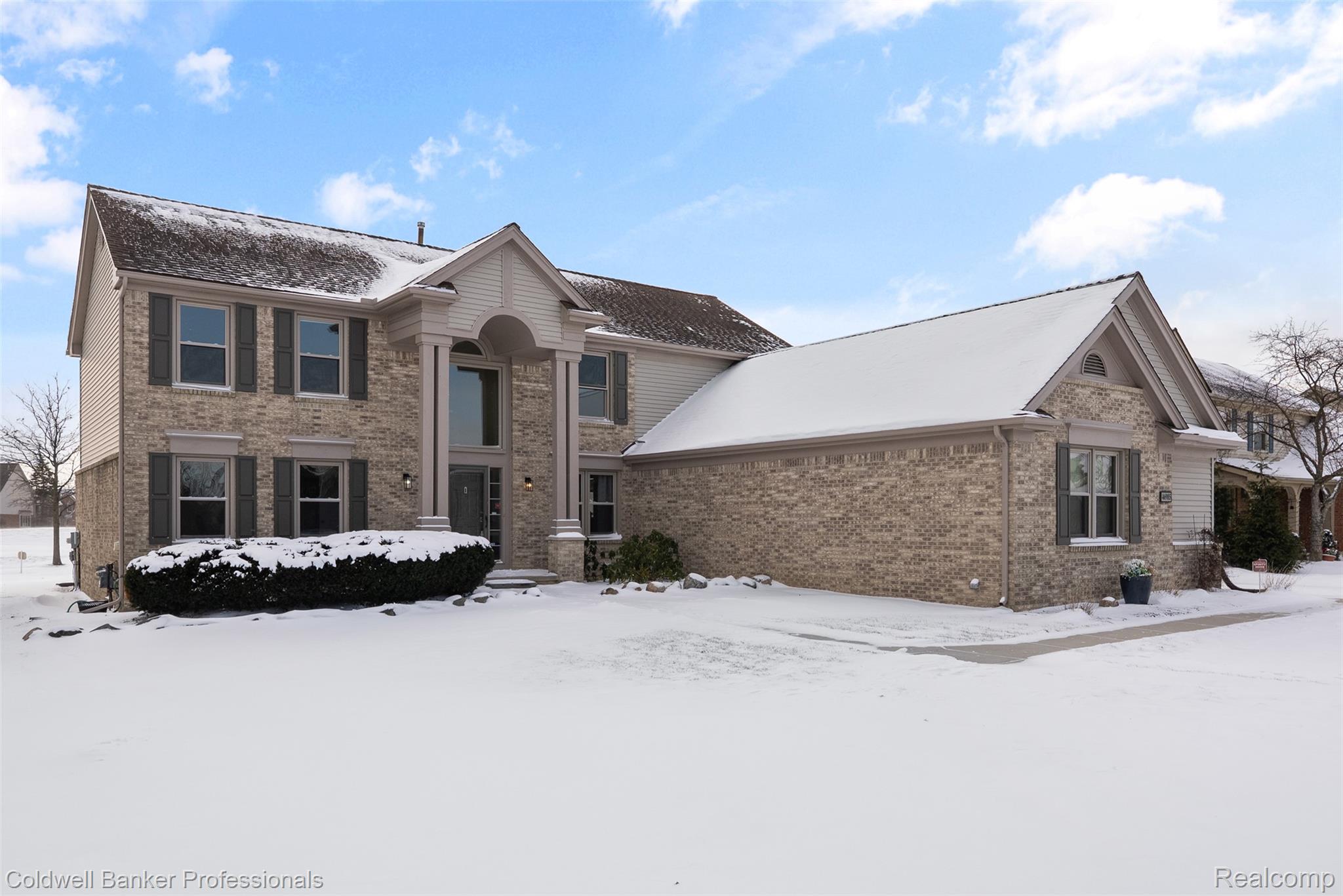 46985 Glastonbury Drive