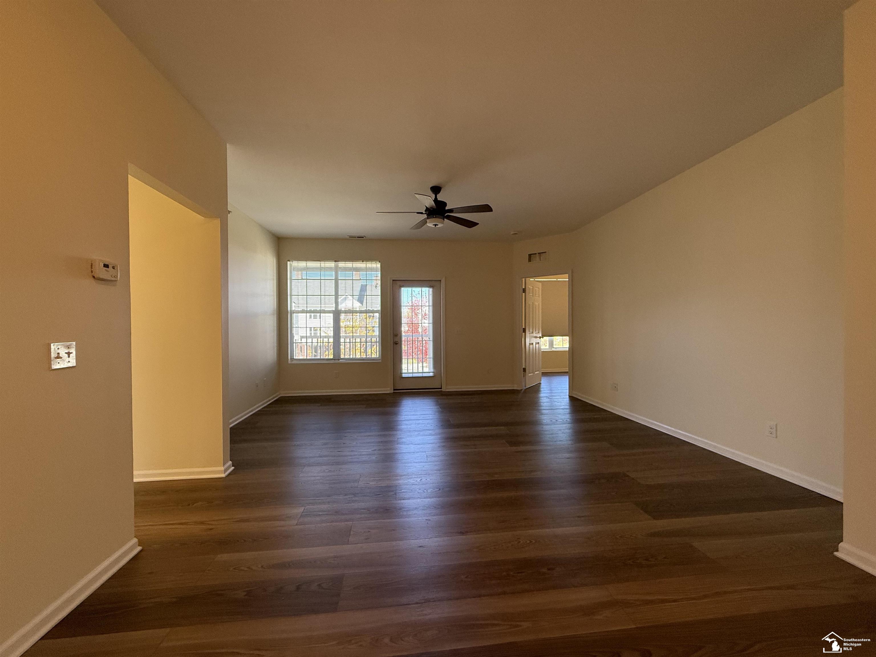 1039 E Summerfield Glen Circle