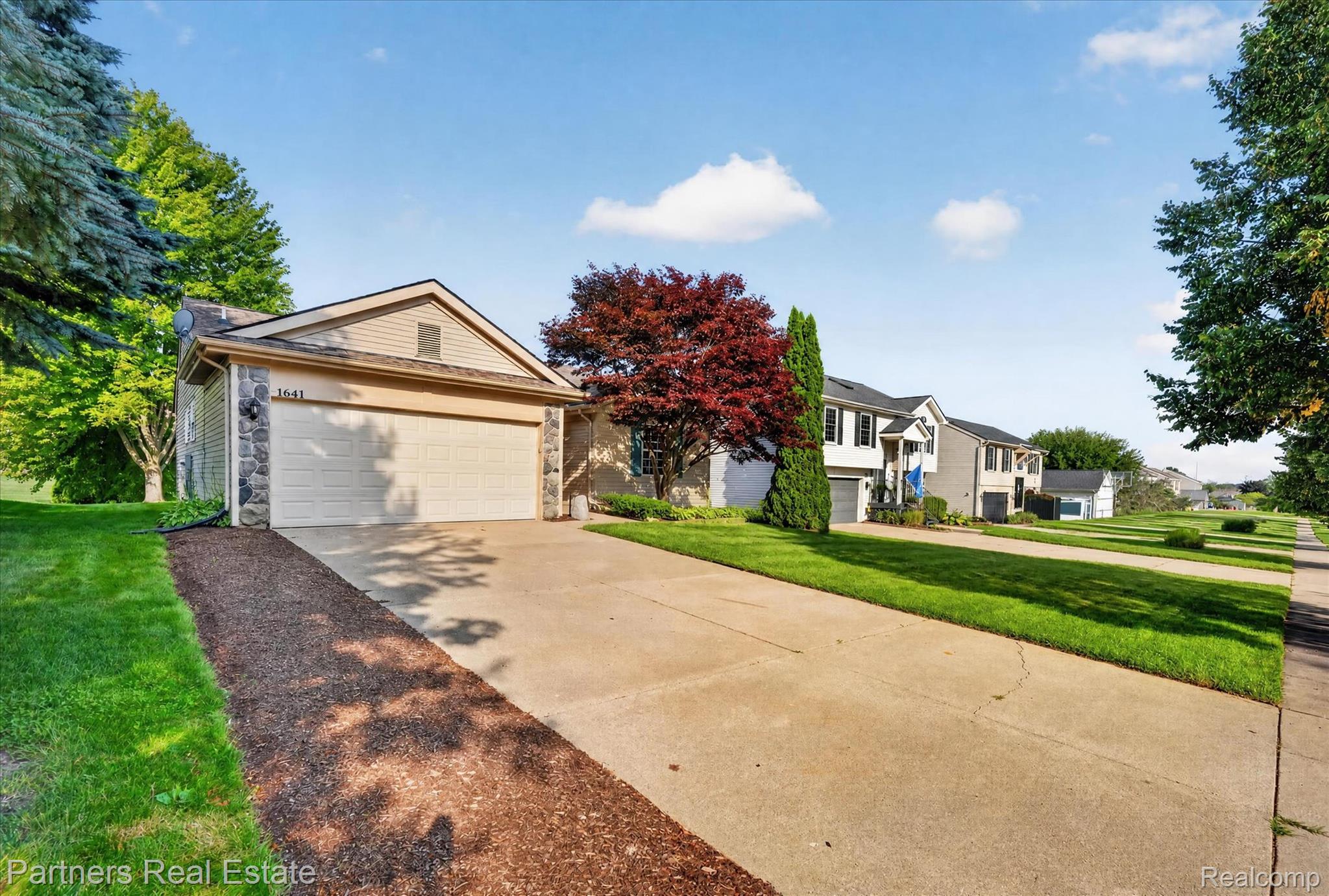1641 Chelsea Circle