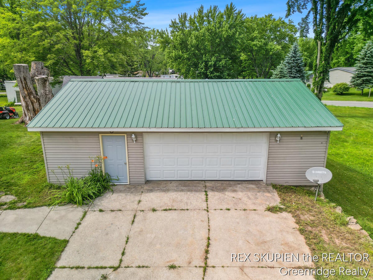 571 W Eagle Ridge