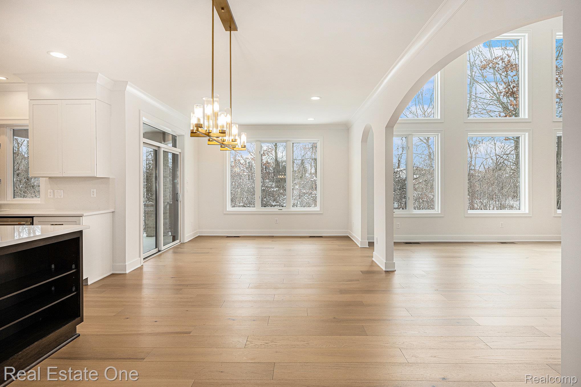 2423 BUCKTHORN Drive