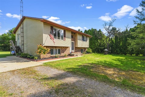 Tiny photo for 8491 E Mount Morris Road, Richfield Township, MI 48463 (MLS # 20261069072)