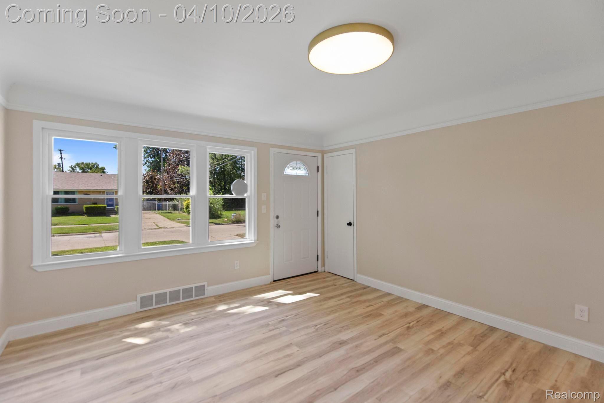 27334 NOTRE DAME Street