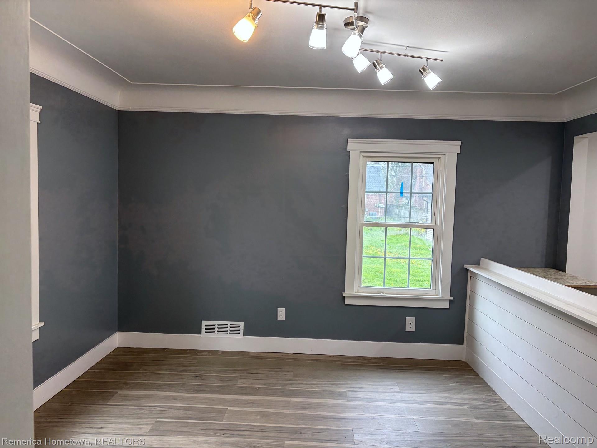 9614 Auburndale Street