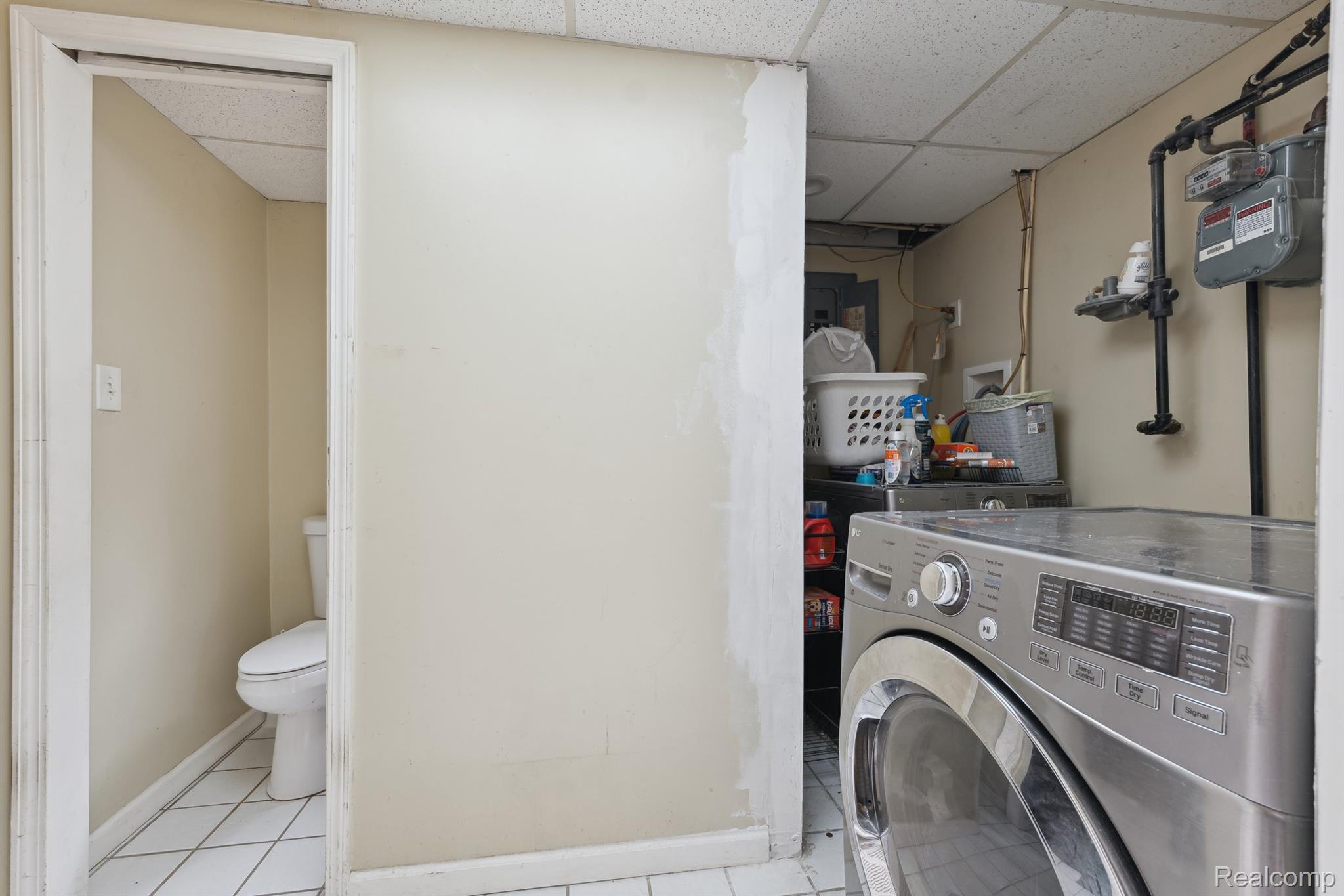 Rockwood City, Michigan 48173, United States, 3 Bedrooms Bedrooms, ,2 BathroomsBathrooms,Residential,Active,170793