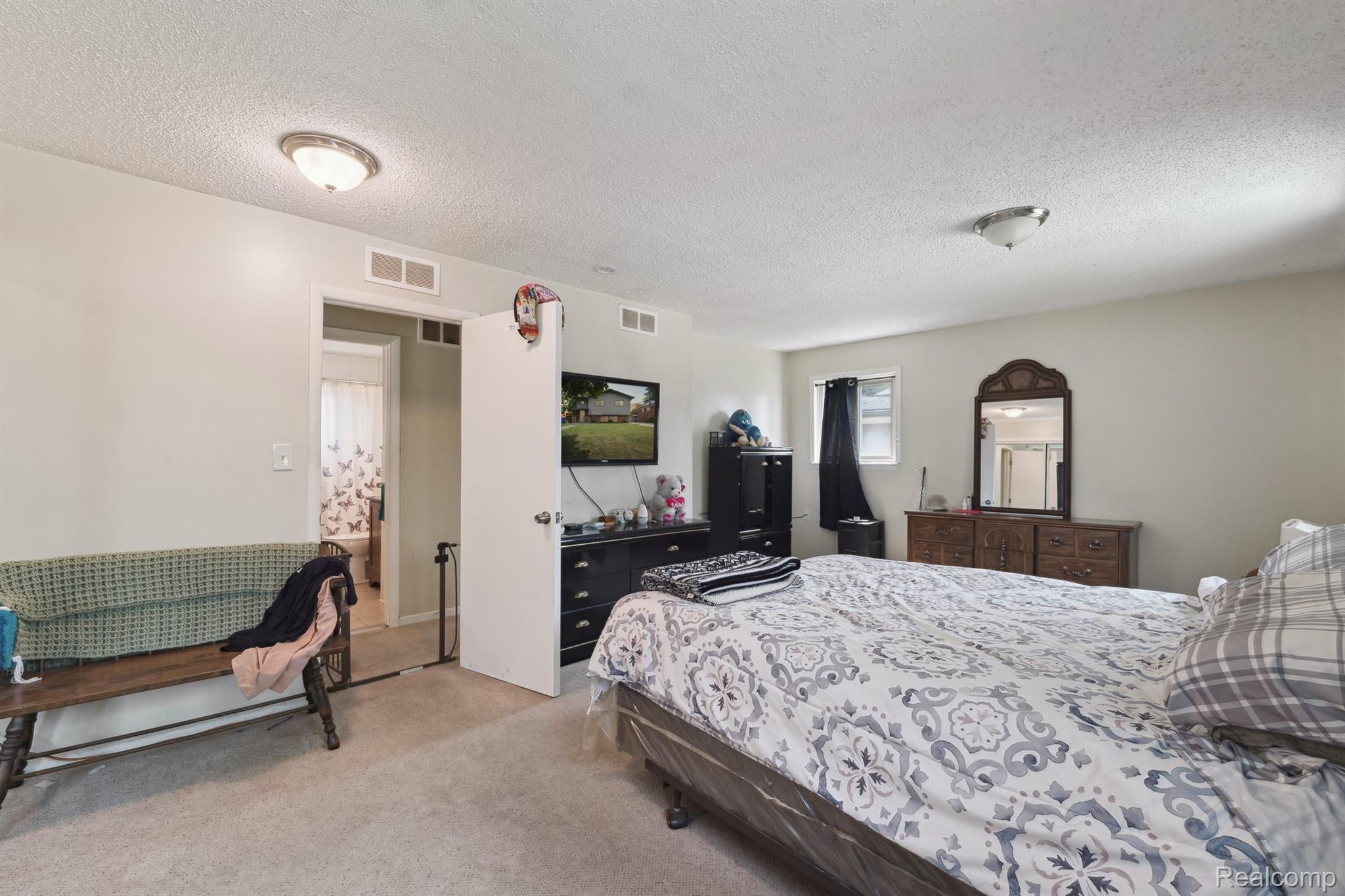 Rockwood City, Michigan 48173, United States, 3 Bedrooms Bedrooms, ,2 BathroomsBathrooms,Residential,Active,170793