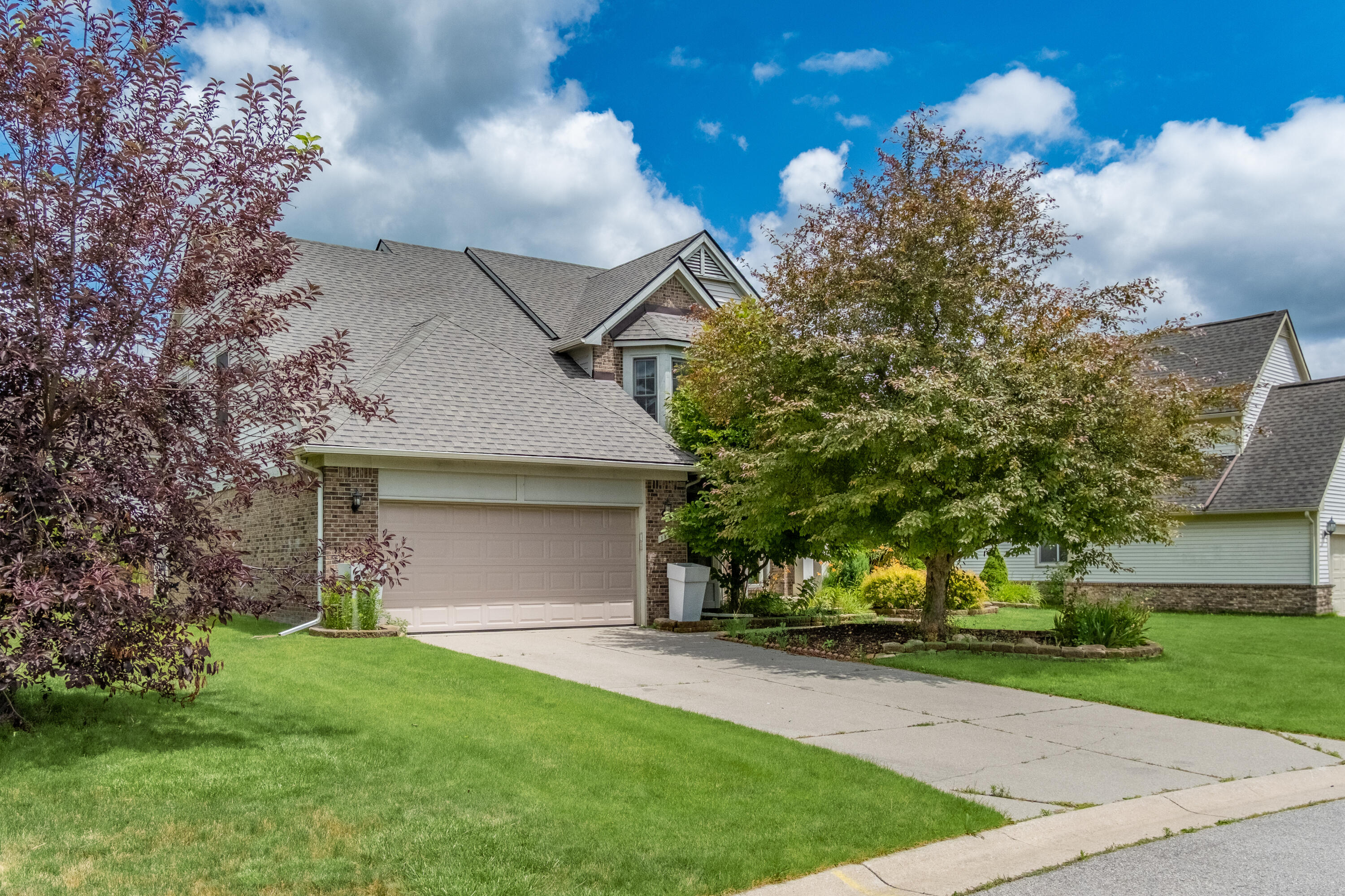1829 Michelle Court