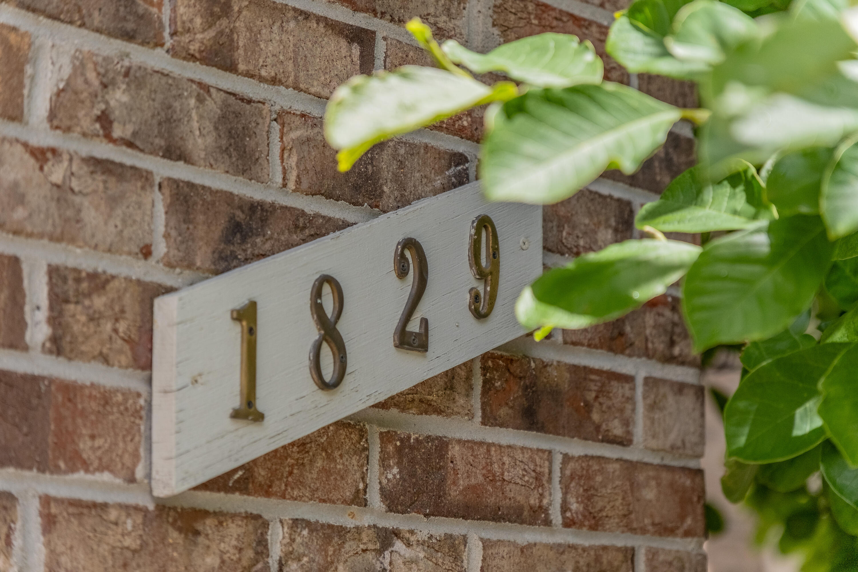 1829 Michelle Court