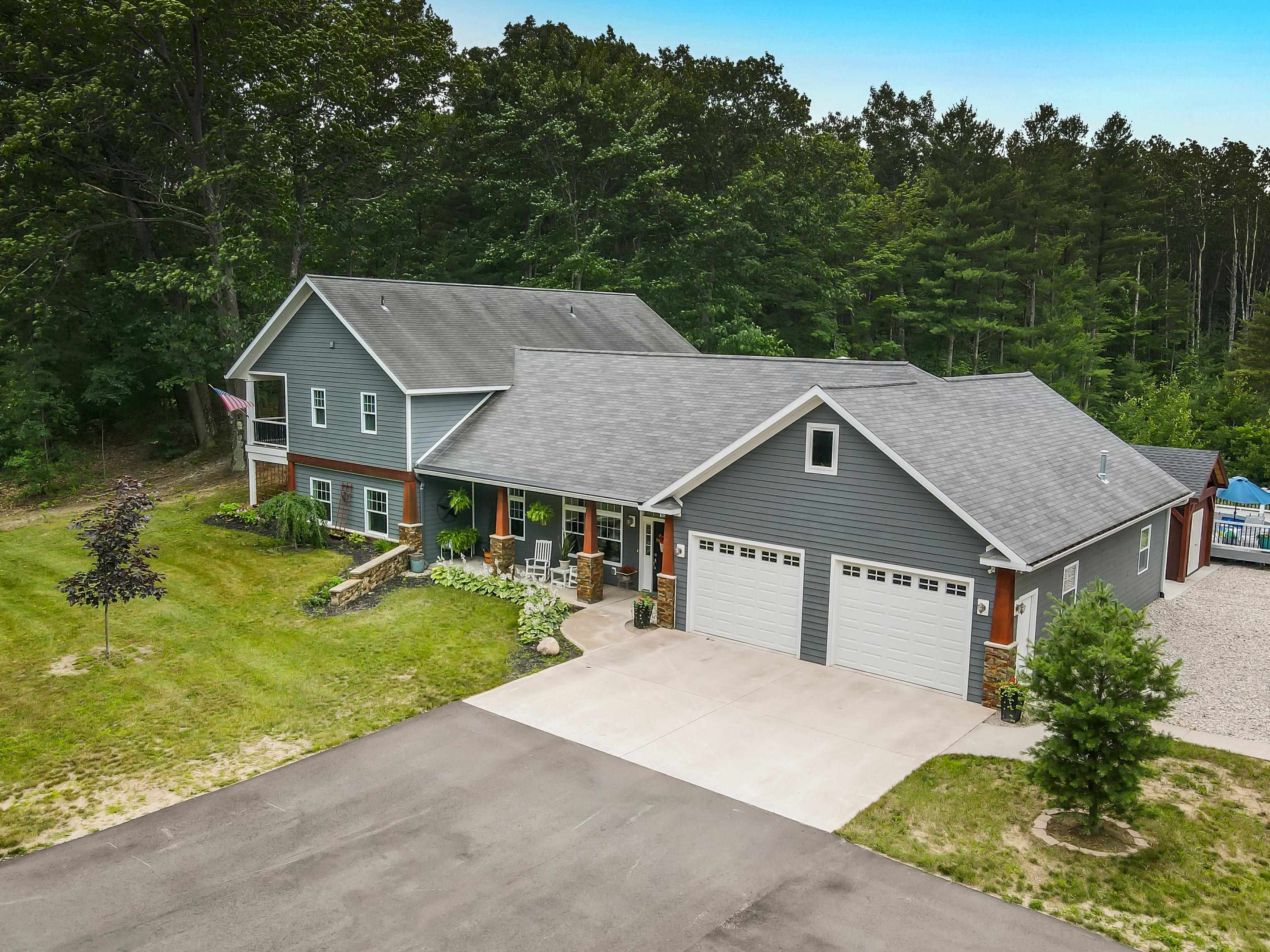 11875 N US-31 N