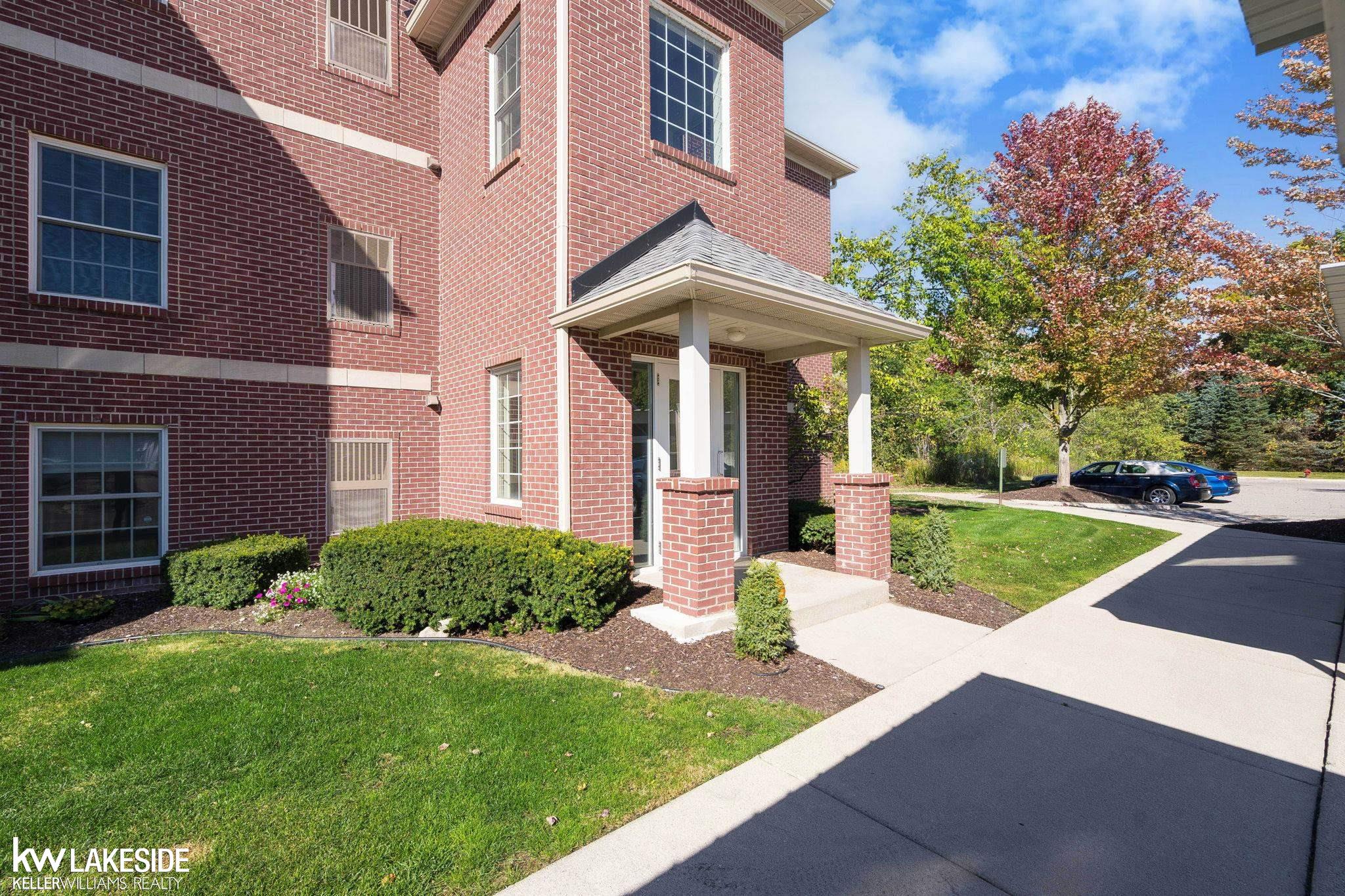 6600 Trillium Village Lane
