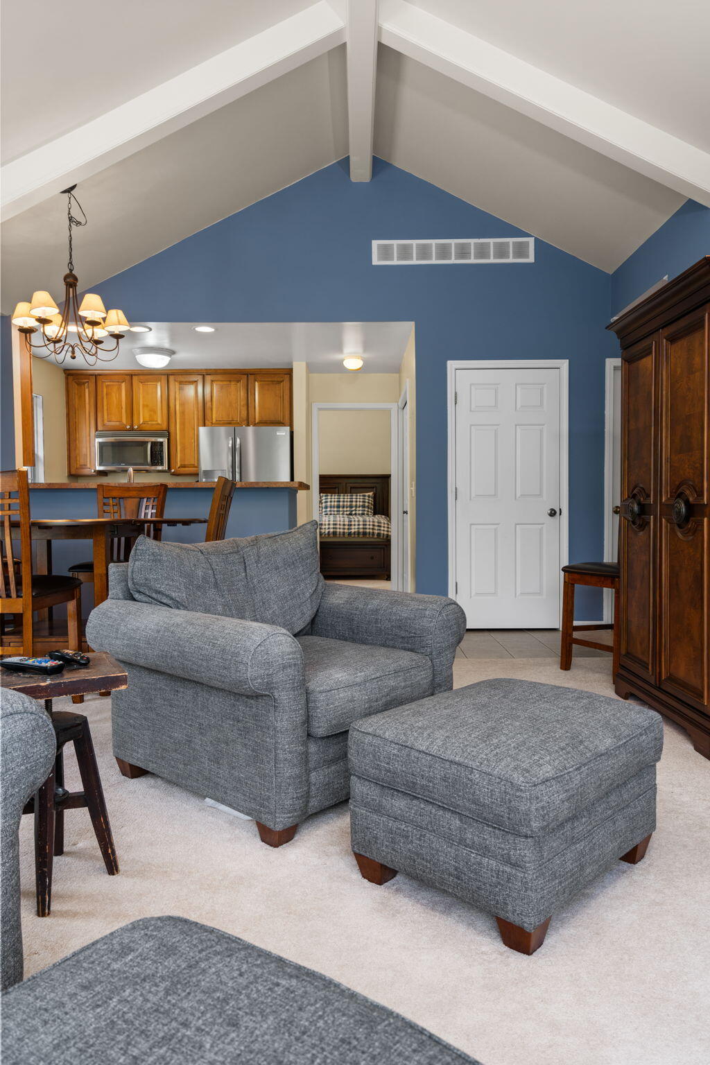 3113 Primrose Lane