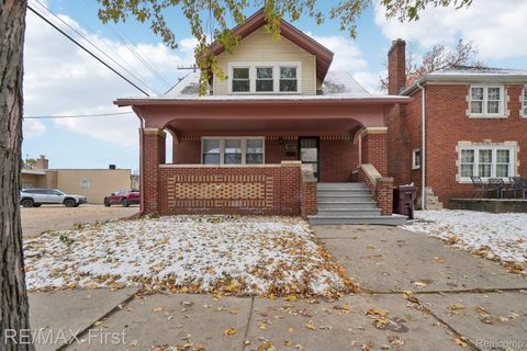 7726 Coolidge Center Line City MI 48015