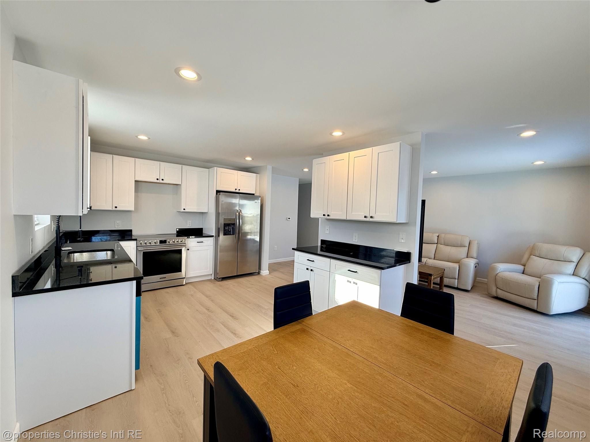 22114 Pleasant Avenue