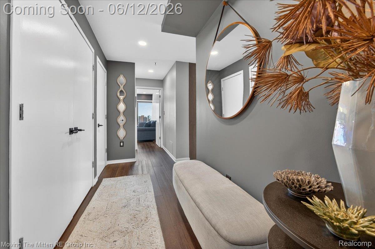 1001 W Jefferson Avenue 19K