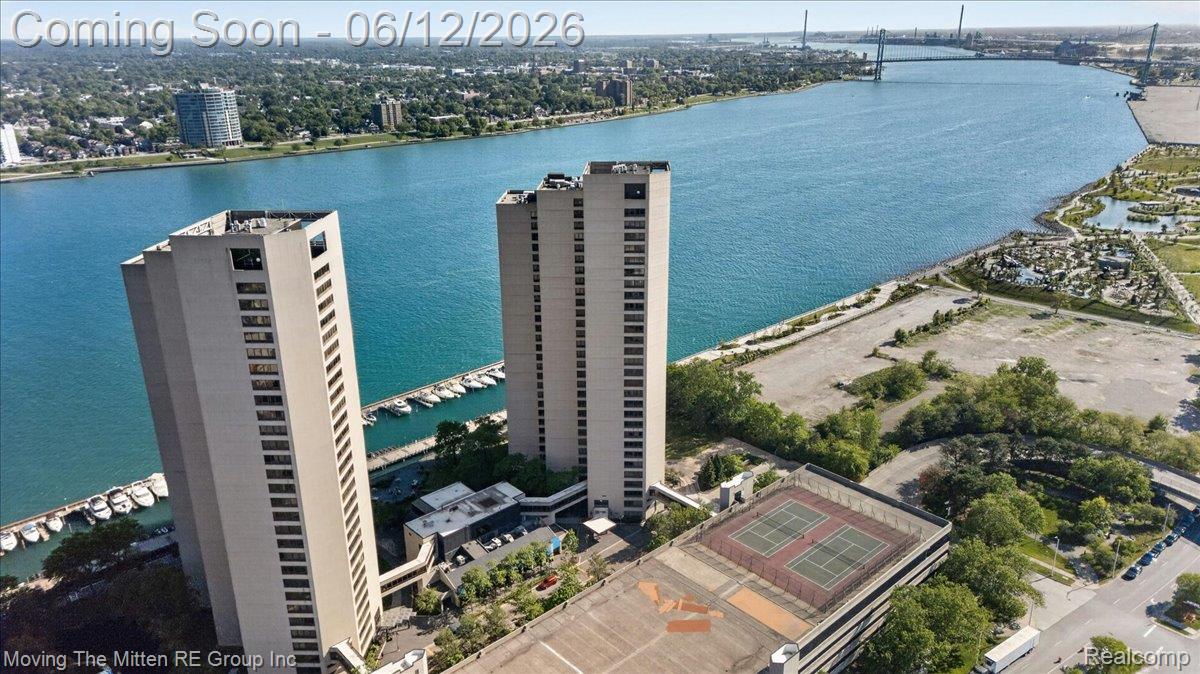 1001 W Jefferson Avenue 19K