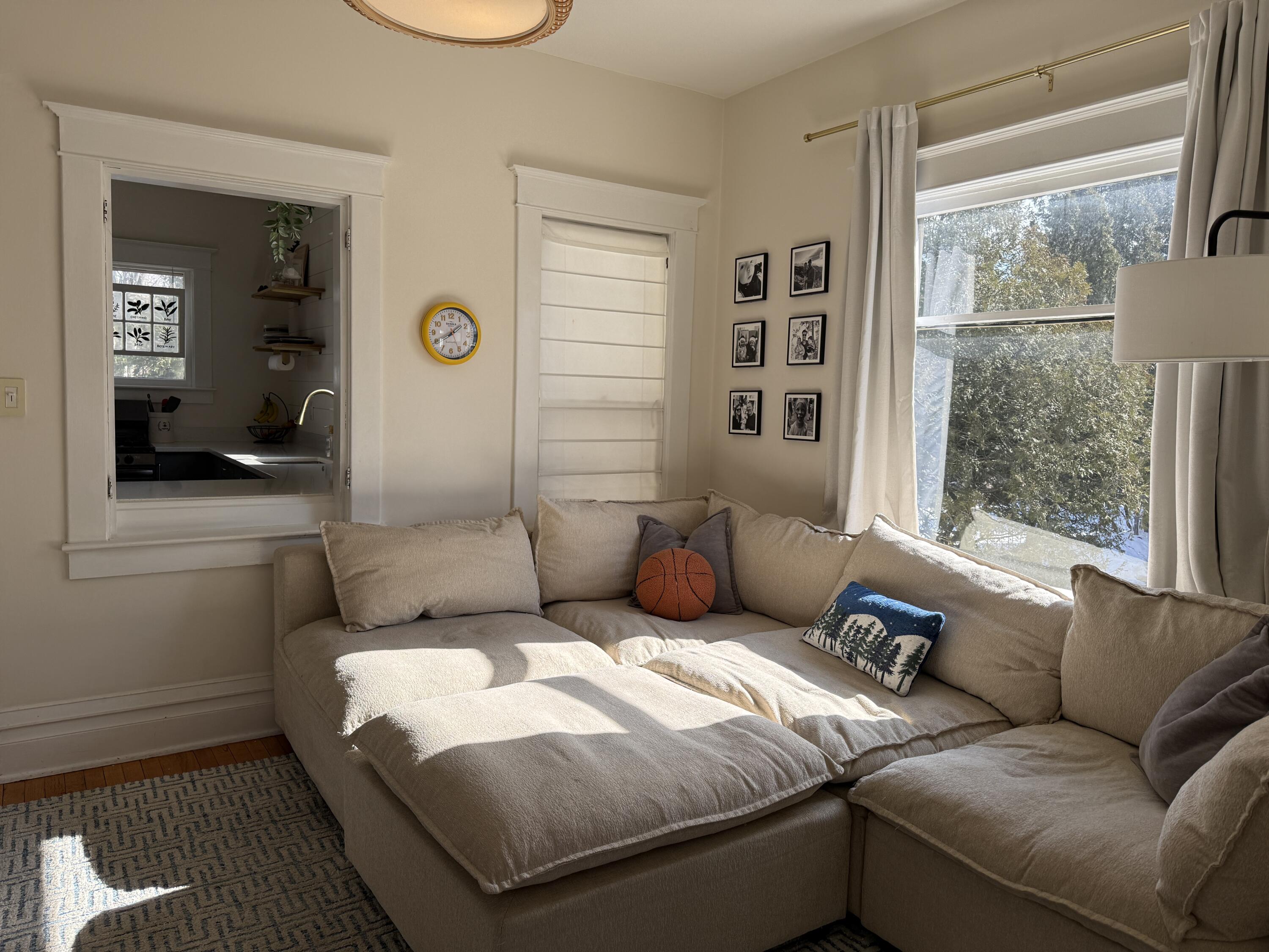 210 N Kalamazoo Avenue