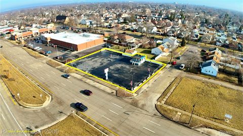 3017 Fort Street Wyandotte City MI 48192