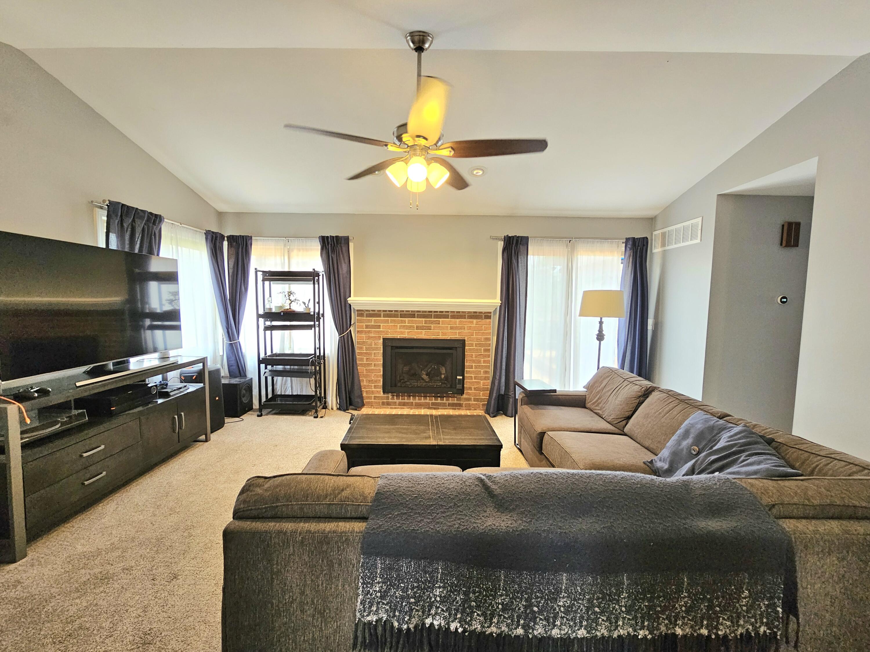 2545 Woodmont Drive E