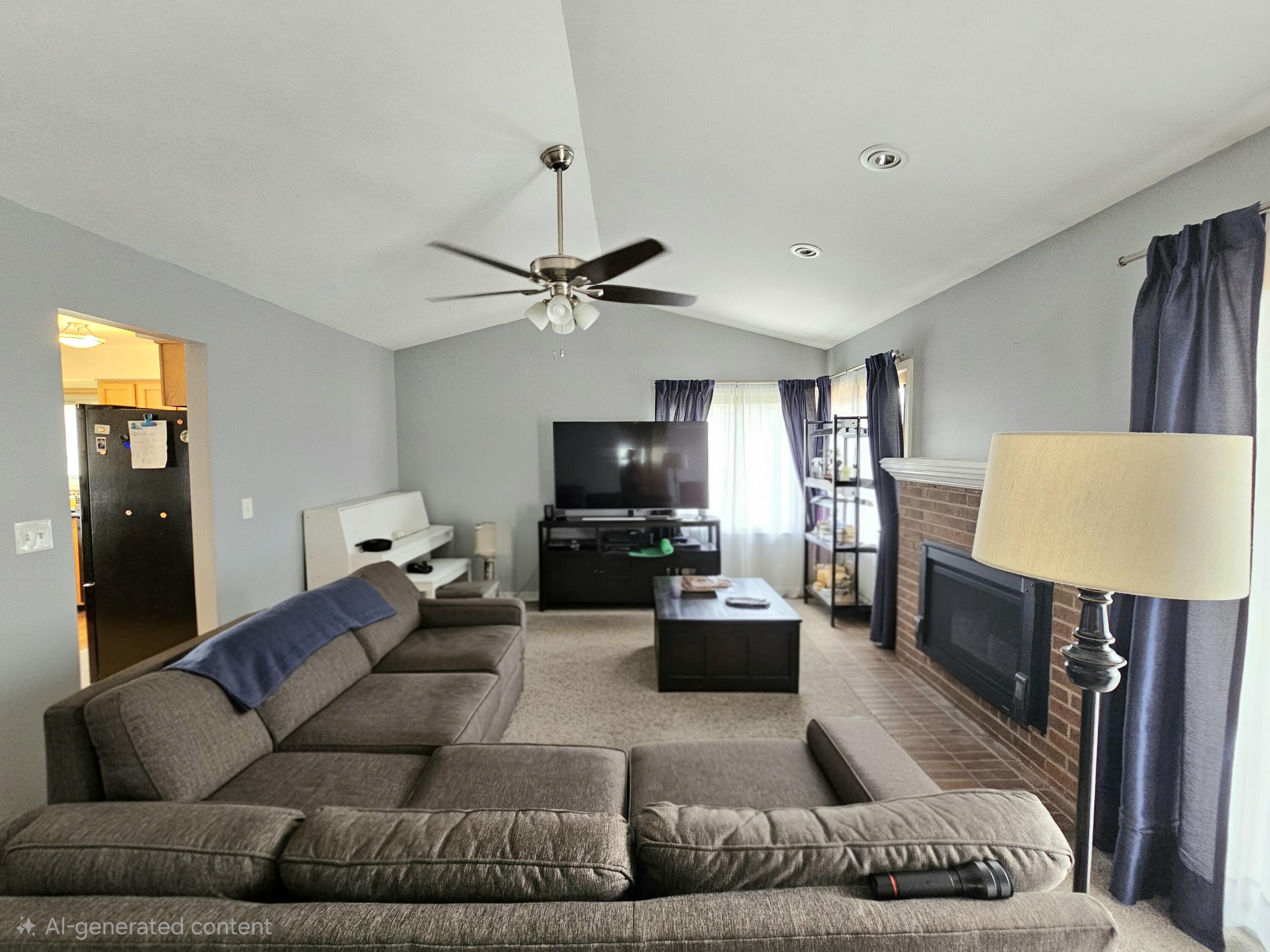 2545 Woodmont Drive E