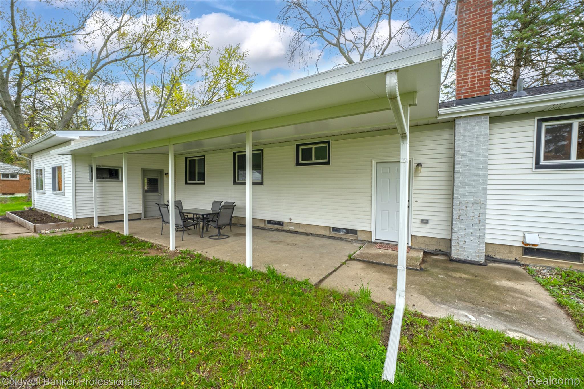 3500 S Elms Road S